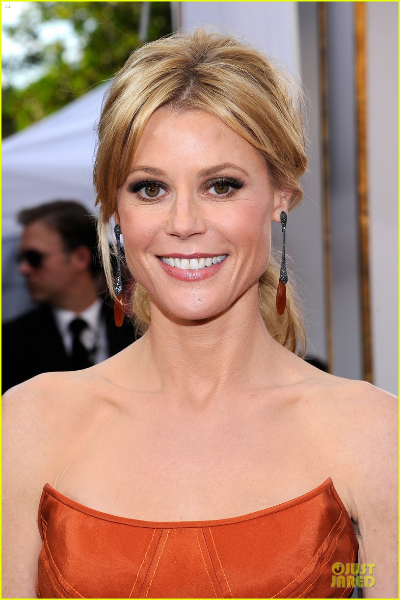 Sofia Vergara & Julie Bowen SAG Awards 2013 Red Carpet Photo 3034705