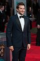 bradley cooper baftas 2014 red carpet 03