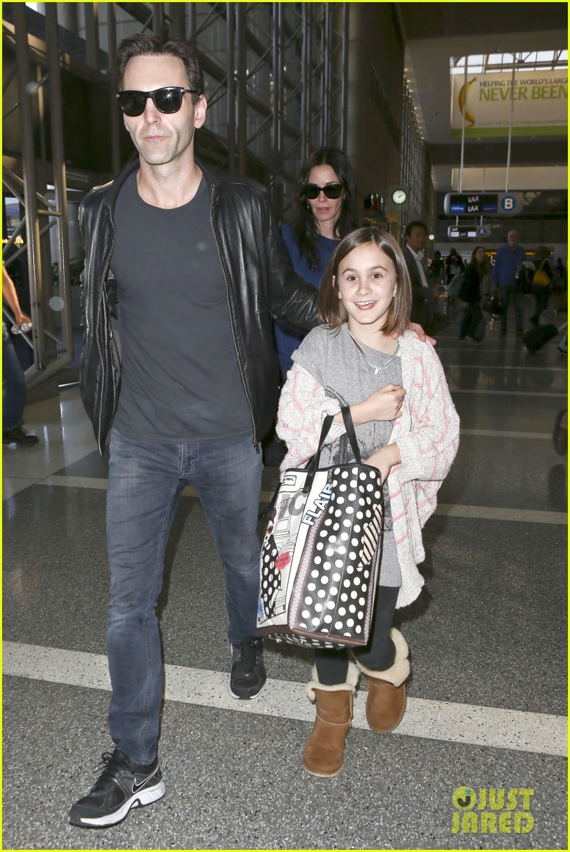 Courteney Cox & Boyfriend Johnny McDaid Valentine's Day Flight with
