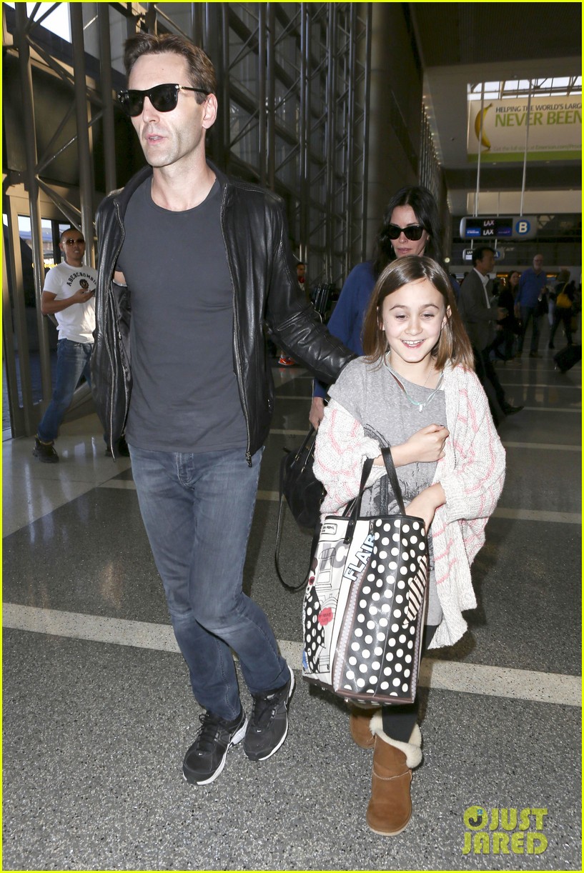 Courteney Cox & Boyfriend Johnny McDaid Valentine's Day Flight with