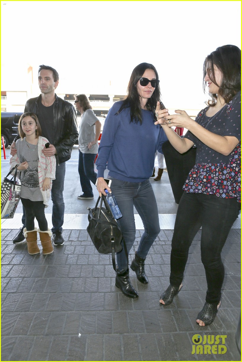 Courteney Cox & Boyfriend Johnny McDaid Valentine's Day Flight with