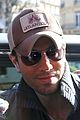 enrique iglesias im giving away my im a freak glasses 04