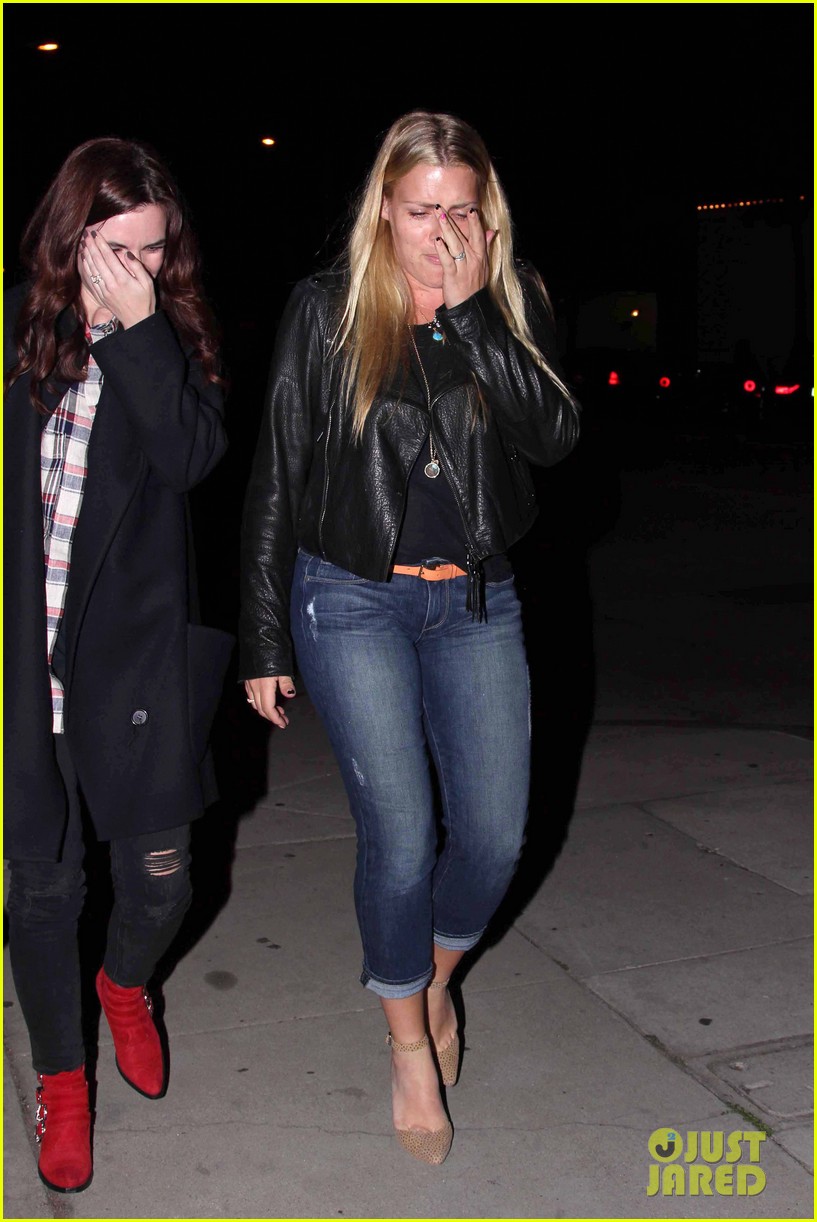 Busy Philipps Grabs Dinner At Craig S With Her Friends Photo Busy Philipps Pictures Just Jared Busy Philipps Grabs Dinner At Craig S With Her Friends Photo Busy Philipps Pictures Just Jared