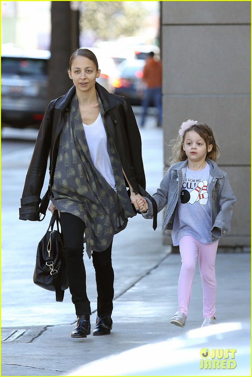 Nicole Richie Birthday Party Fun with Cutie Pie Harlow! Photo 3046763