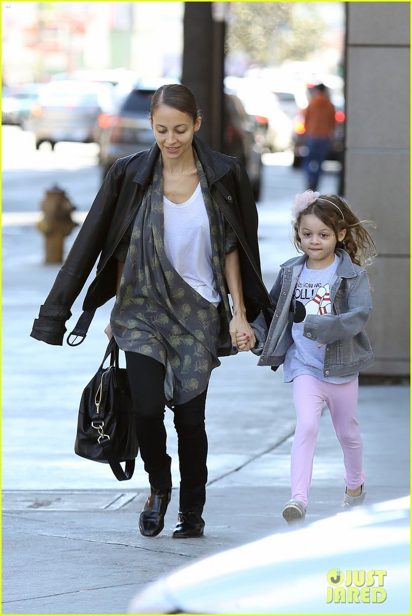 Nicole Richie Birthday Party Fun with Cutie Pie Harlow! Photo 3046777