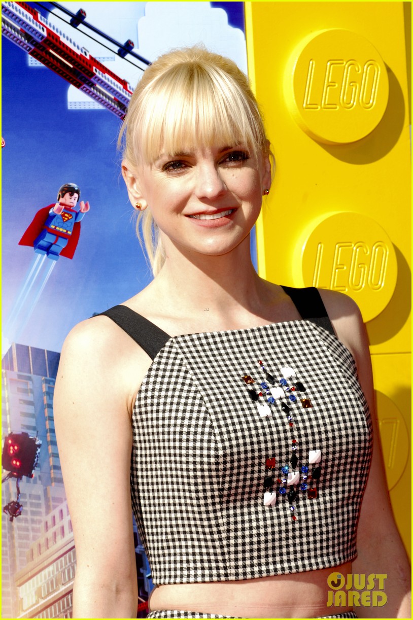Photo: elizabeth banks will ferrell the lego movie premiere 15 | Photo