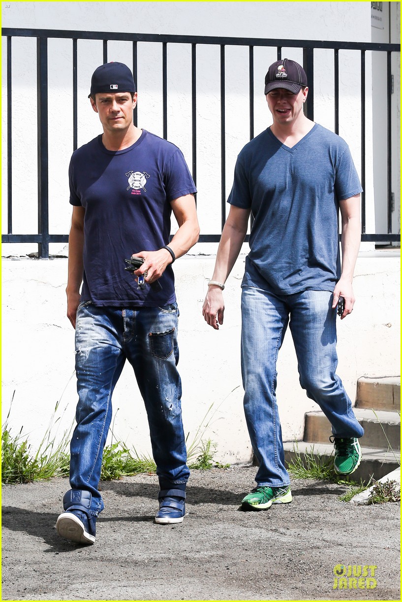 Josh Duhamel Just Can't Get Enough of Early World Restaurant! Photo