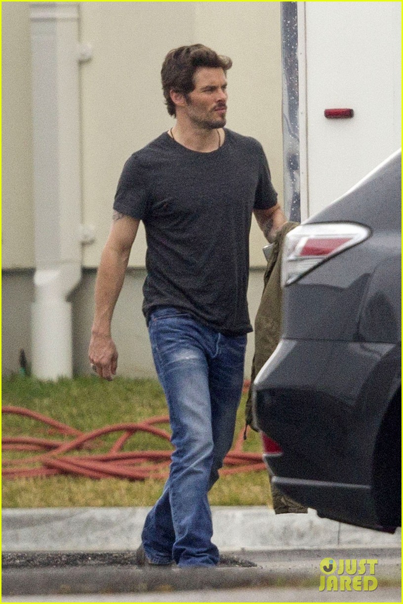 James Marsden Sports Facial Hair & Tattoos for 'DTrain' Filming