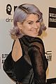 kelly osbourne elton john oscars party 2014 with mom dad 04