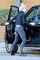 ireland baldwin goes without makeup while running errands 08