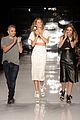 gisele bundchen cheered by tom brady at colcci fashion show 10