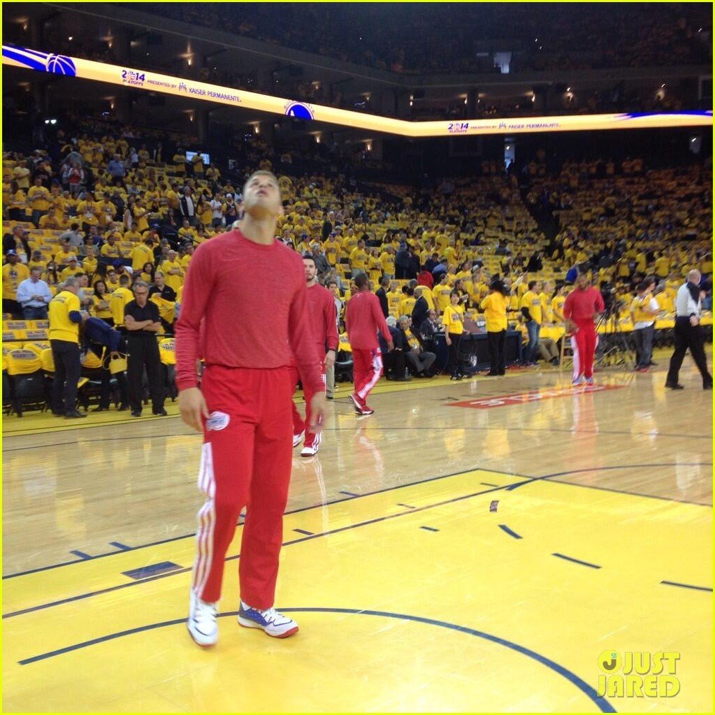 clippers uniforms inside out protest racist comments donald sterling 023100366
