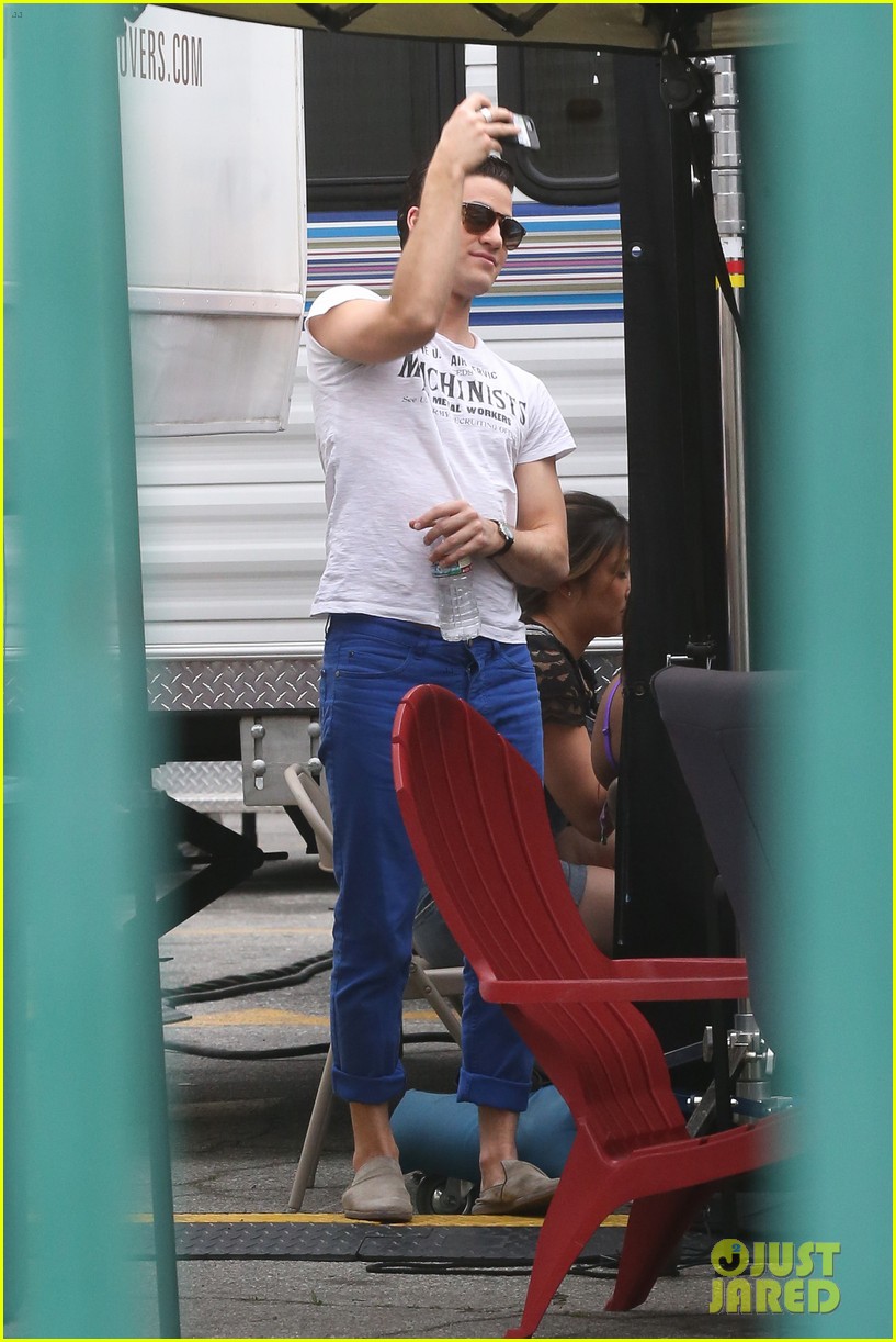 Lea Michele Lives Her Dream & Performs 'Funny Girl' On Stage Photo