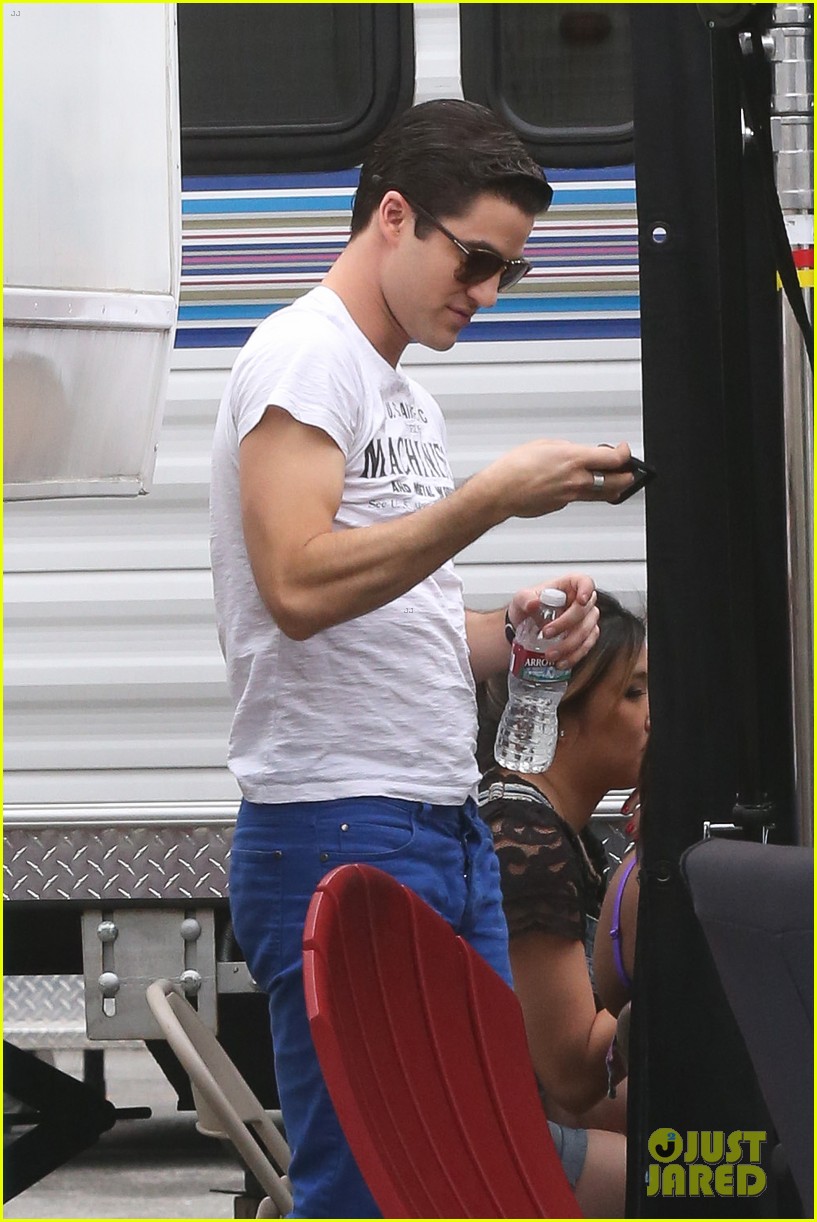 Lea Michele Lives Her Dream & Performs 'Funny Girl' On Stage Photo