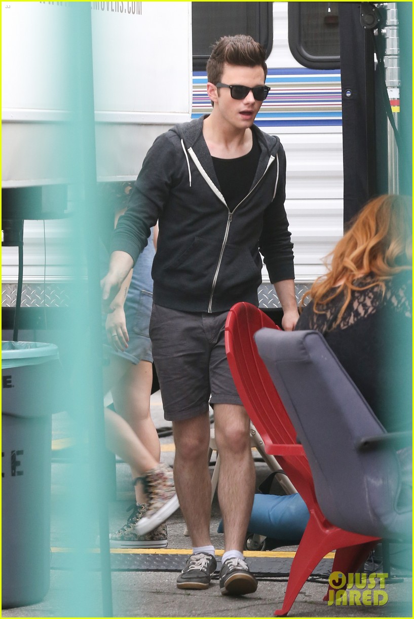 Lea Michele Lives Her Dream & Performs 'Funny Girl' On Stage Photo