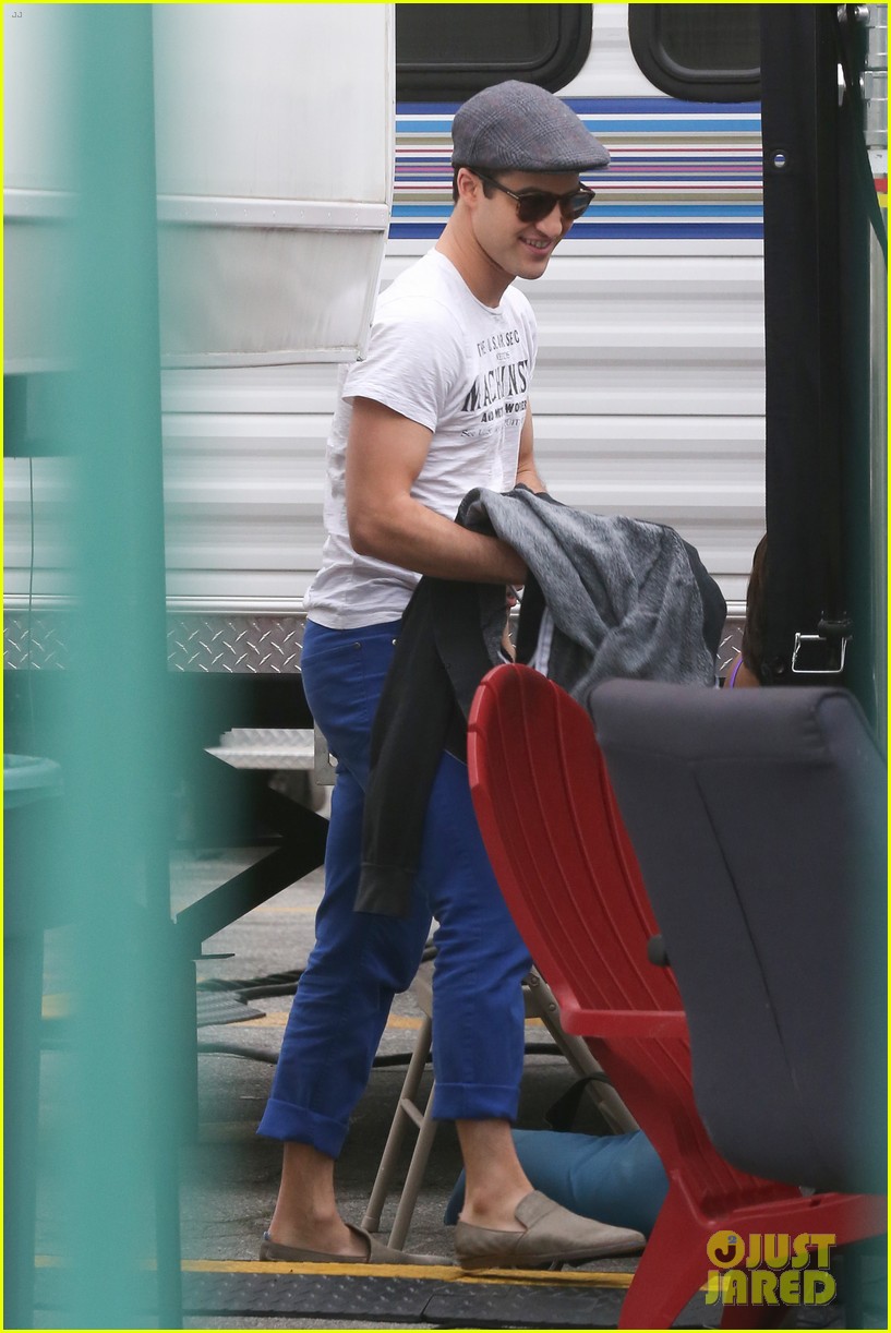 Lea Michele Lives Her Dream & Performs 'Funny Girl' On Stage Photo