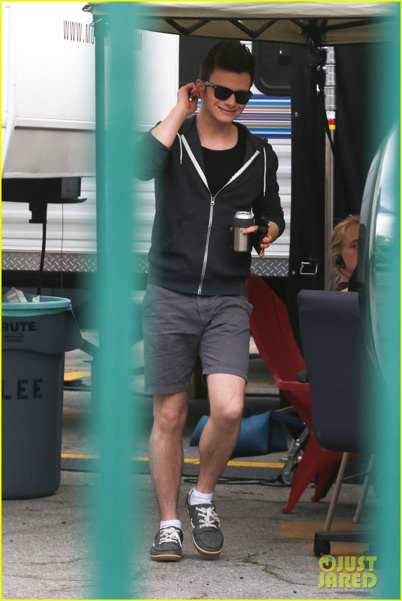 Lea Michele Lives Her Dream & Performs 'Funny Girl' On Stage Photo