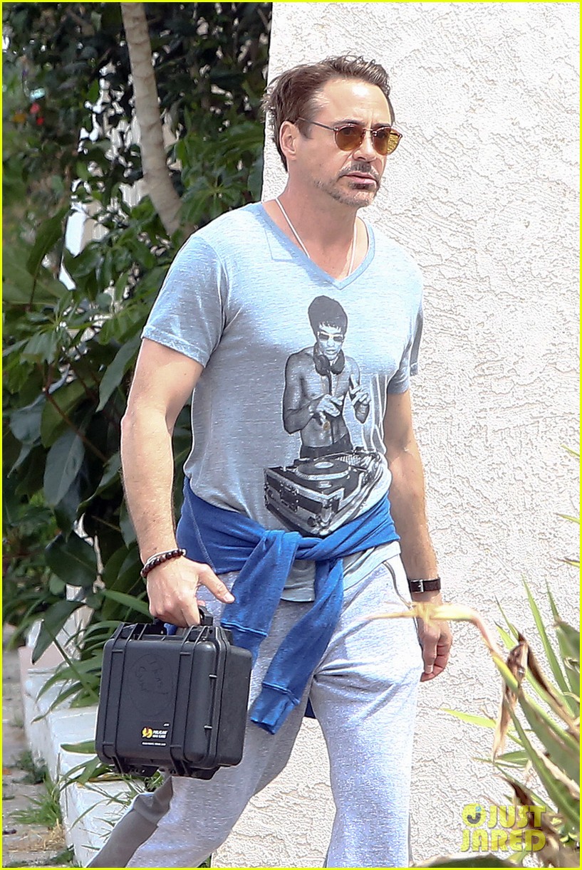 Robert Downey Jr. Stars in Another HTC Phone Commercial Photo 3088553