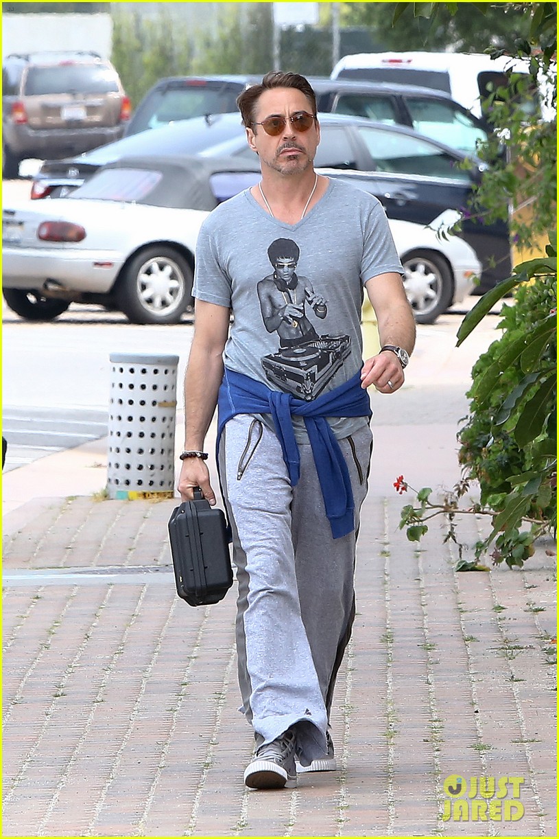 robert downey jr bruce lee t shirt