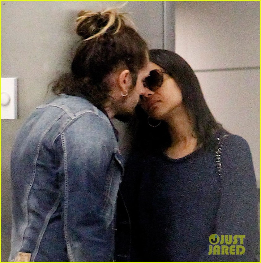 Zoe Saldana & Marco Perego Share Airport Smooches As 'Rosemary's Baby