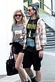 ellie goulding dougie poynter hands food 17