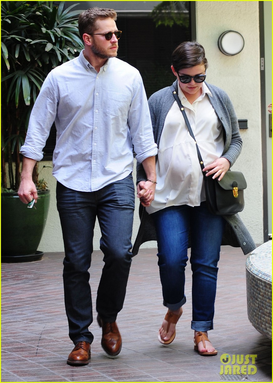 Ginnifer Goodwin Looks Like She Could Give Birth Any Day Now! Photo