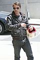 olivier martinez carrys motorcycle purse like a purse 17