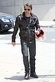olivier martinez carrys motorcycle purse like a purse 19