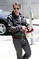 olivier martinez carrys motorcycle purse like a purse 26