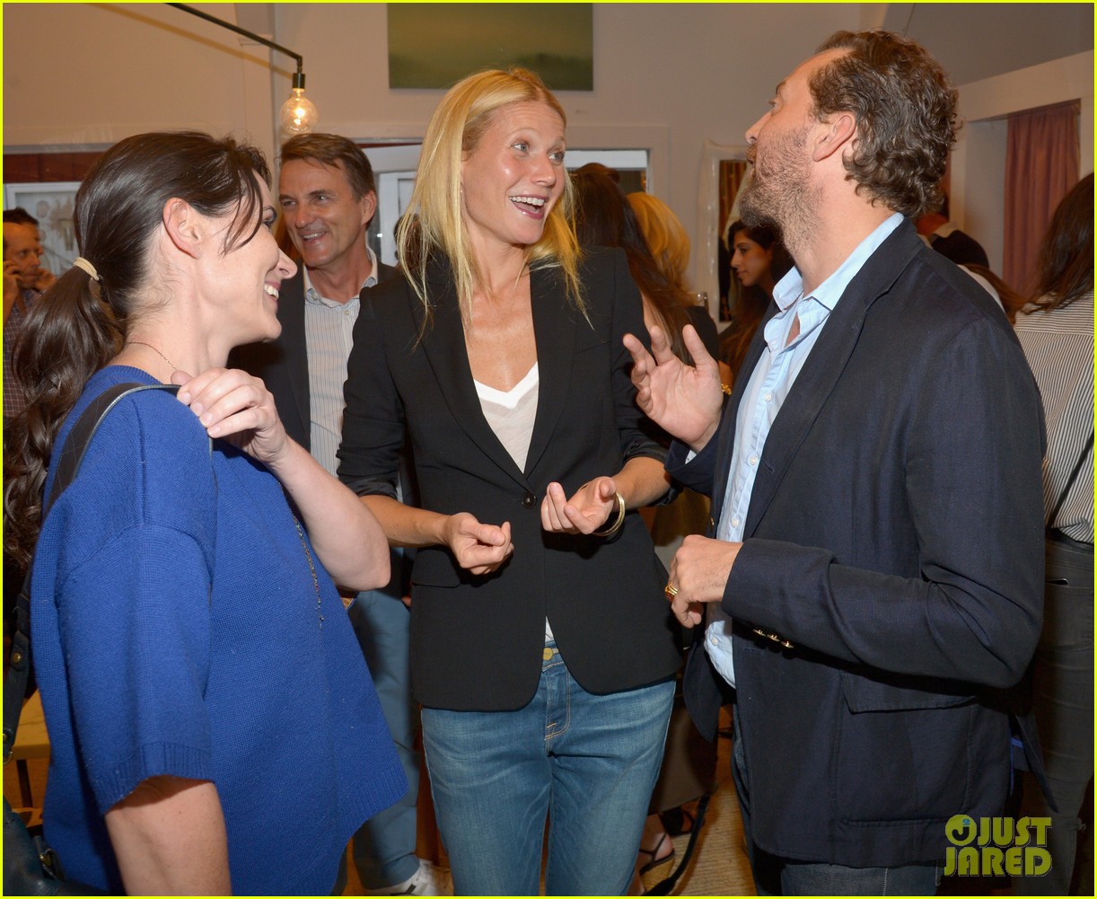 Paltrow's Mom Blythe Danner is By Her Side at Goop PopUp Shop