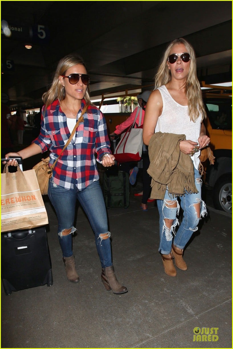 LeAnn Rimes Jets to Nashville For Christmas Recording! Photo 3115135