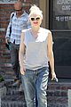 gwen stefani shares pic on mothers day 06
