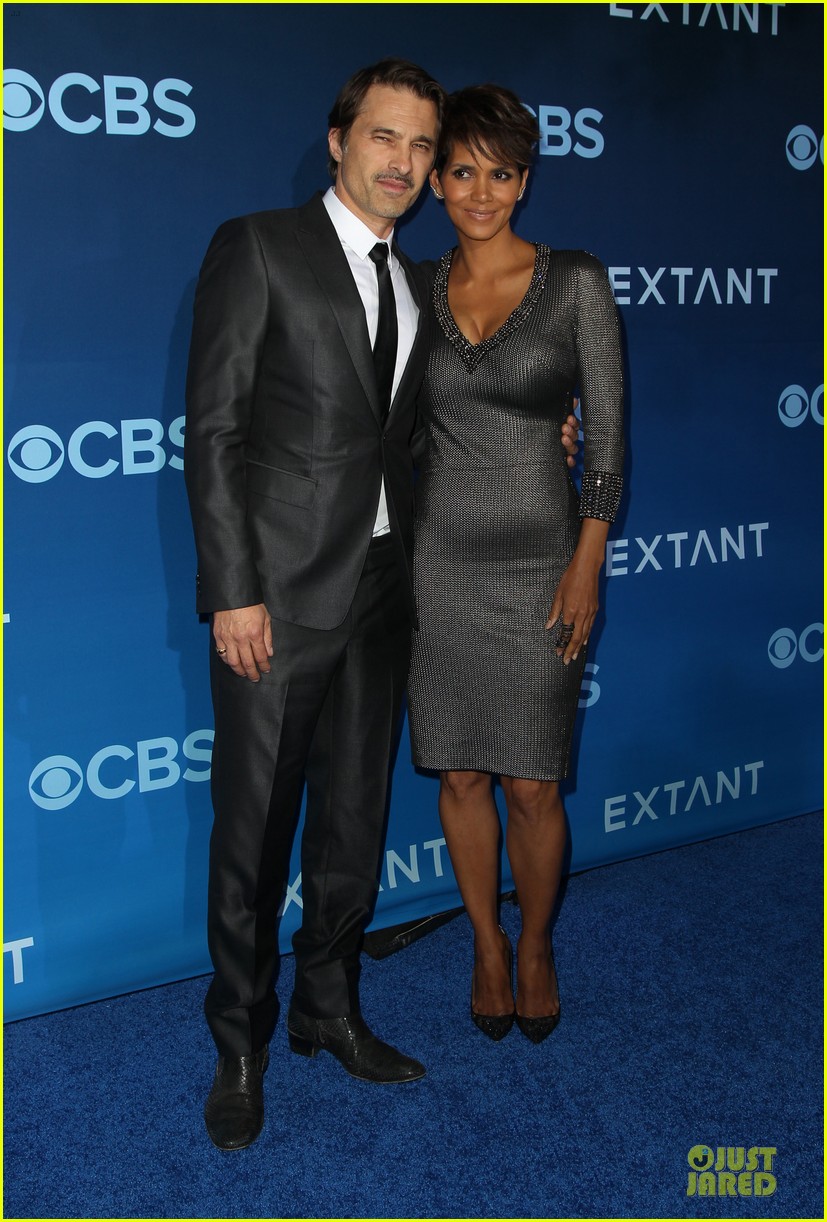 Halle Berry Gets Support From Olivier Martinez at 'Extant' Premiere