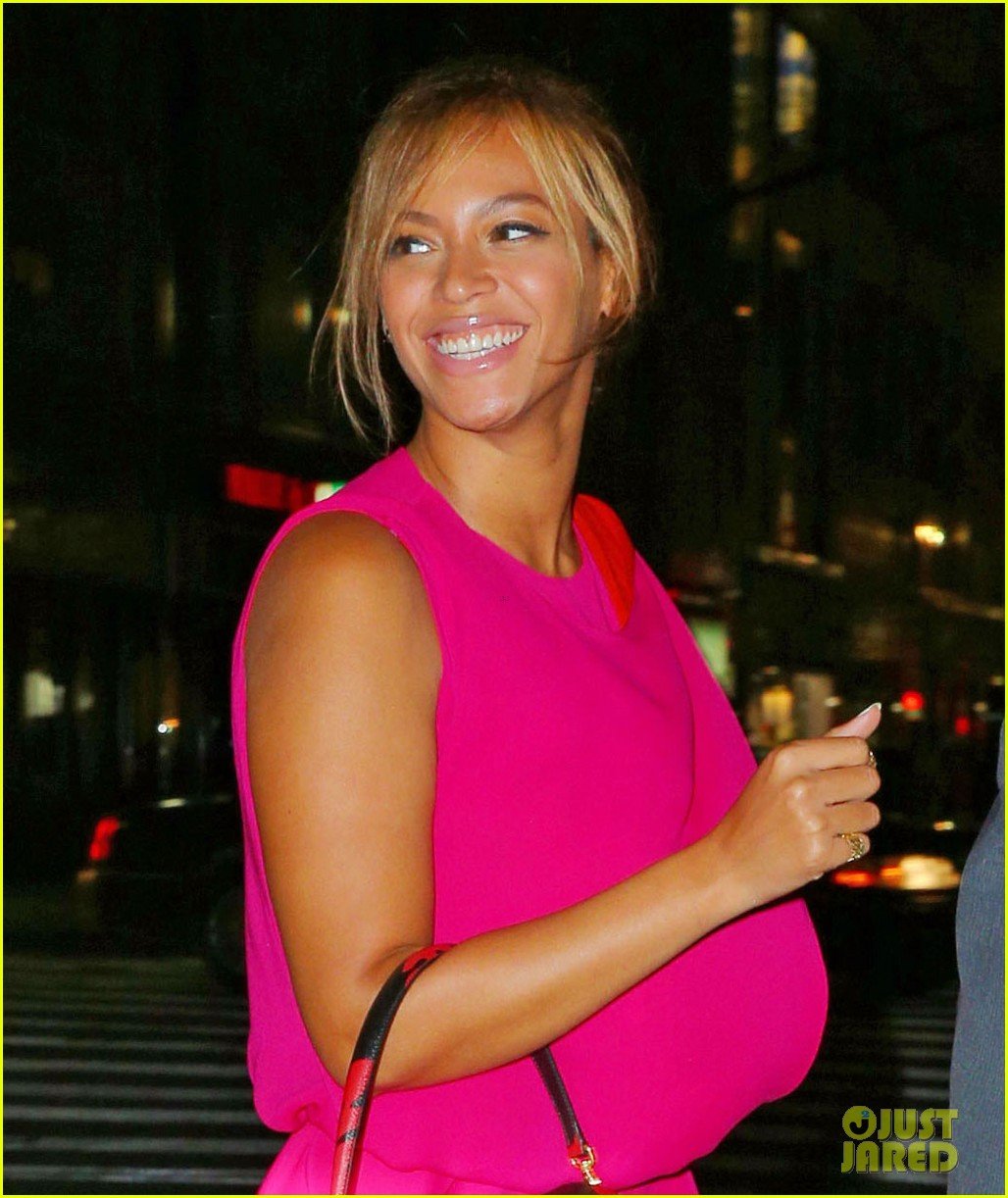 beyonce jay z are all smiles stepping out nyc 043128525