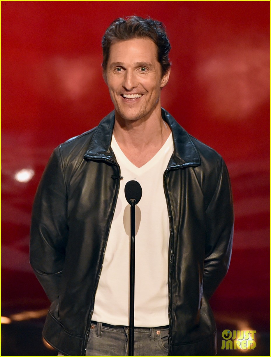 Sandra Bullock Reunites with Her Leading Men at Guys' Choice Awards