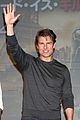 tom cruise joins edge of tomorrow director doug liman at tokyo press 11