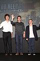 tom cruise joins edge of tomorrow director doug liman at tokyo press 13