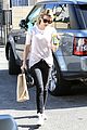 emma roberts stays healthy green juice 06