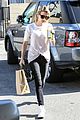 emma roberts stays healthy green juice 10