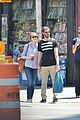 andrew garfield confronts paparazzi on stroll with emma stone 01