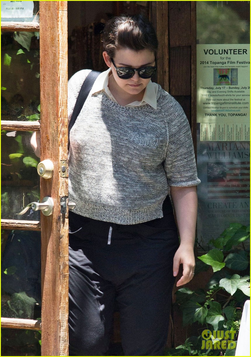 Ginnifer Goodwin Steps Out for First Time Since Giving Birth! Photo 3146863 Ginnifer Goodwin