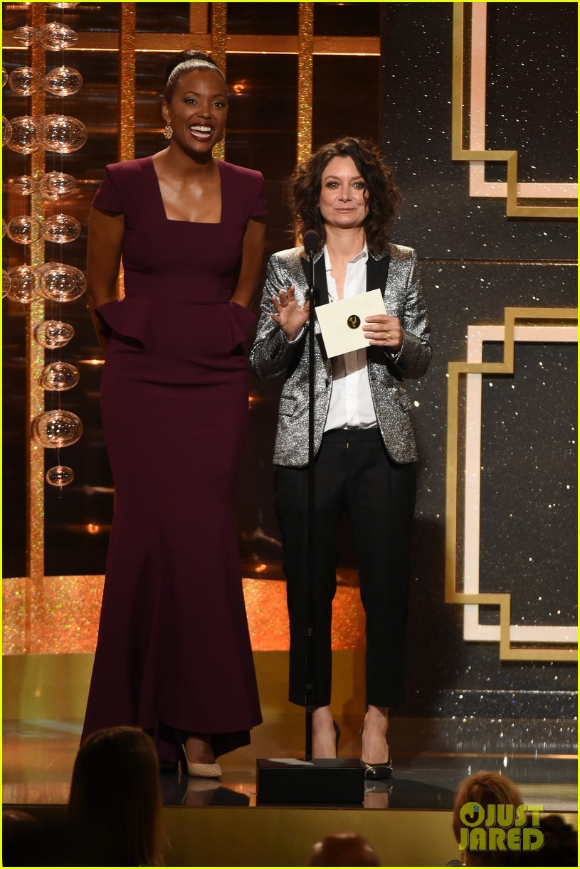 Kathy Griffin Hosts Daytime Emmy Awards 2014 See Pics From the Night