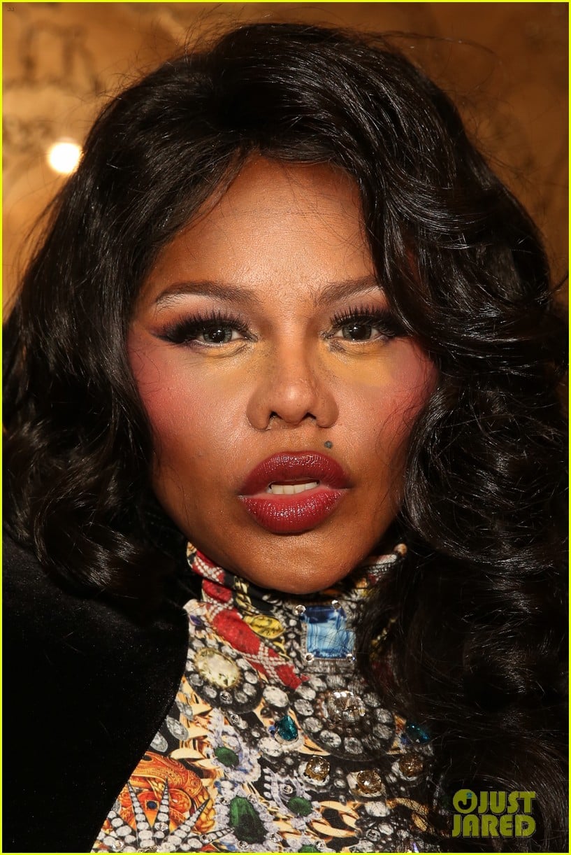 Lil’ Kim Gives Birth to Baby Girl Named Royal Reign: Photo 3131849