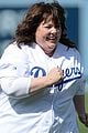 melissa mccarthy first pitch la dodgers game 03
