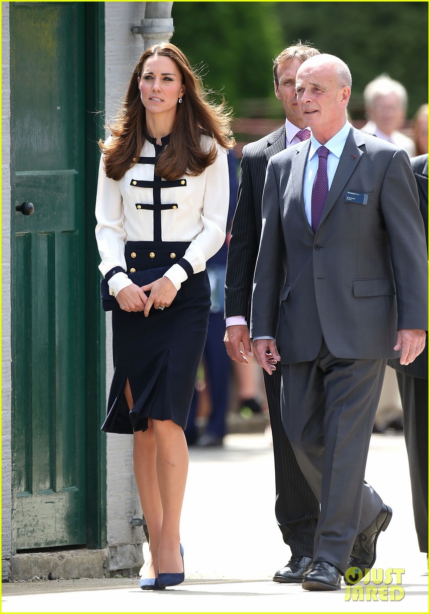 Kate Middleton Steps Out Solo for Bletchley Park 'Spy School' Visit