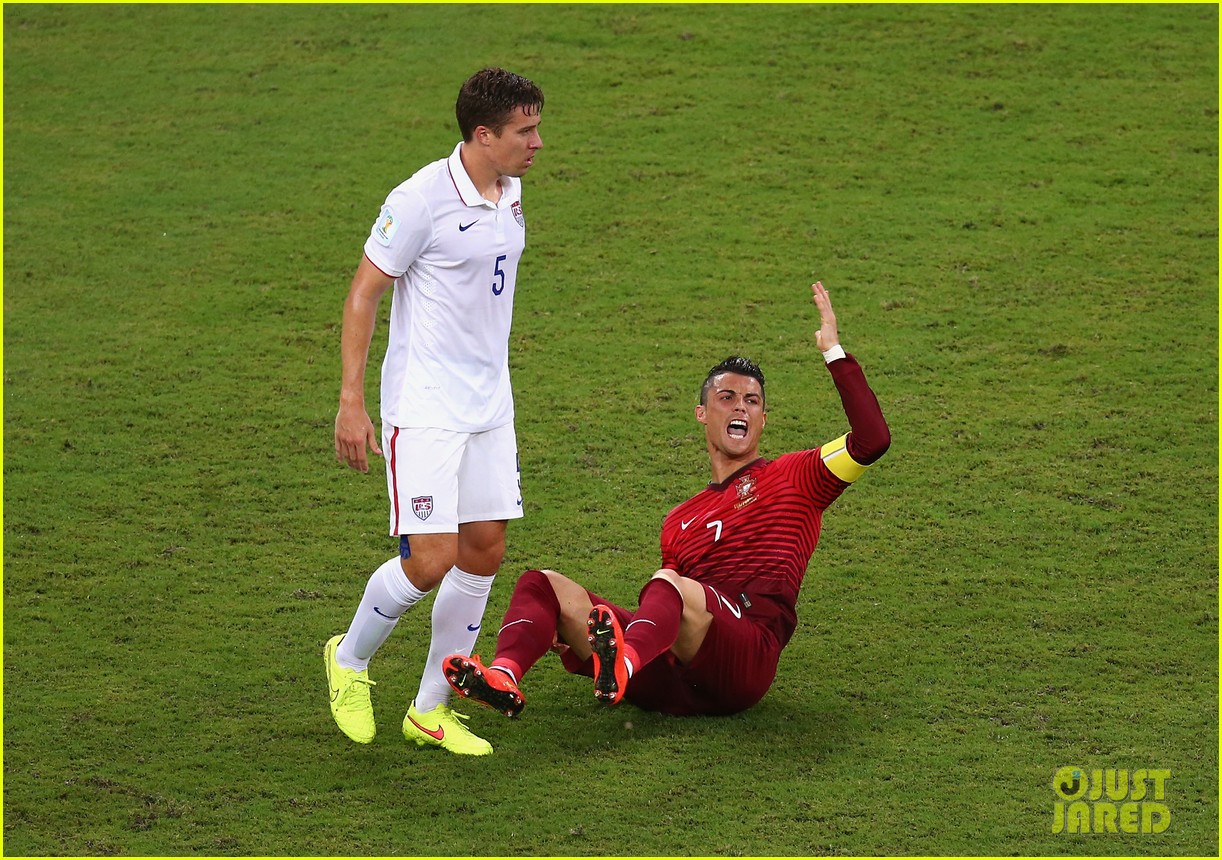Injured Cristiano Ronaldo Takes the Field for Portugal vs. USA World