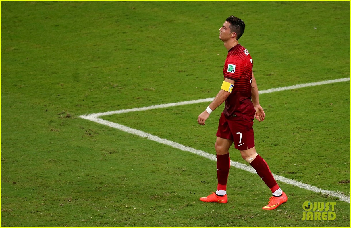 Injured Cristiano Ronaldo Takes the Field for Portugal vs. USA World
