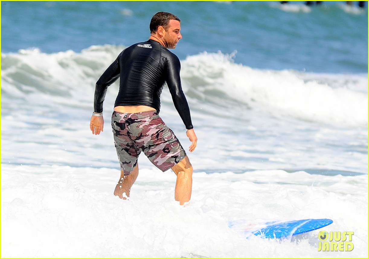 Liev Schreiber Goes Shirtless at the Beach on Father's Day! Photo