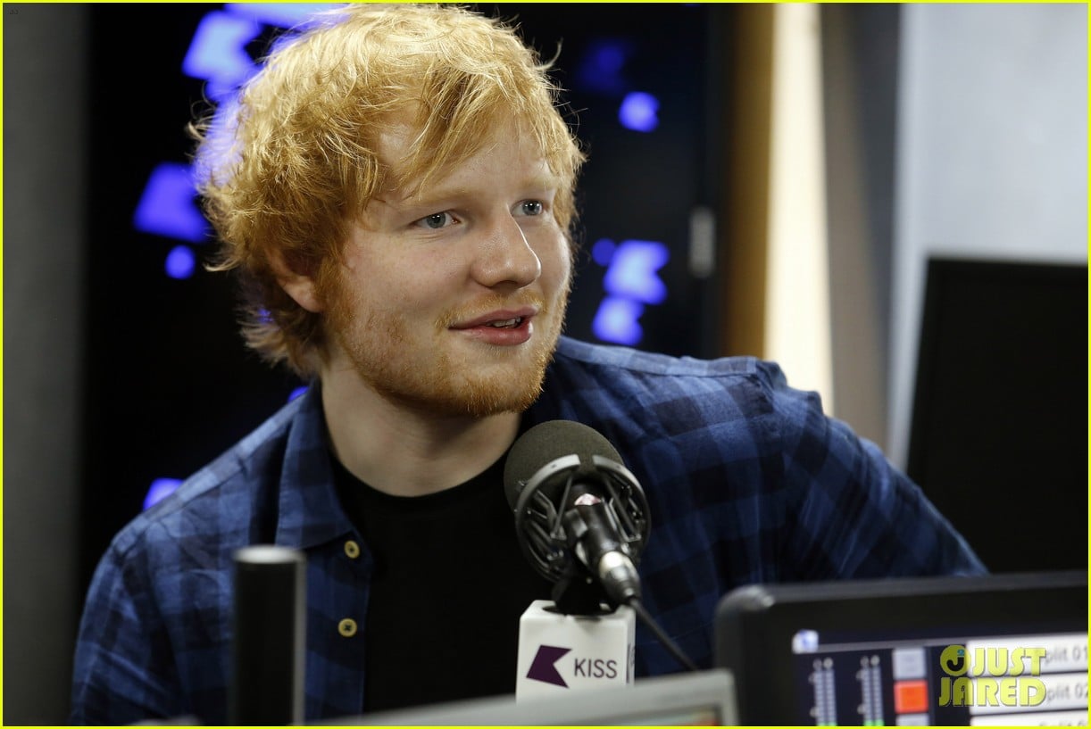 Ed Sheeran Covers Sam Smith S Stay With Me It S A Must See Photo 3129303 Ed Sheeran Sam Smith Pictures Just Jared