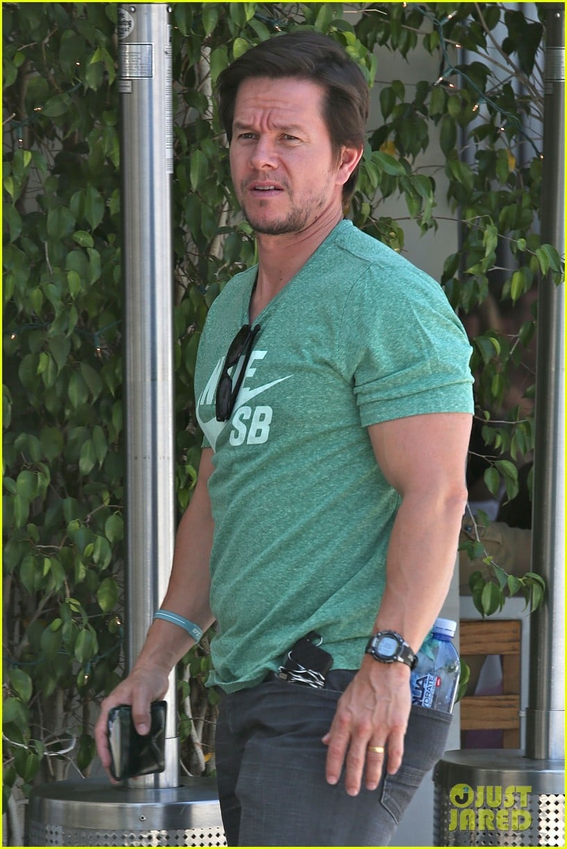 Photo mark wahlberg talks about transformers age of extinction